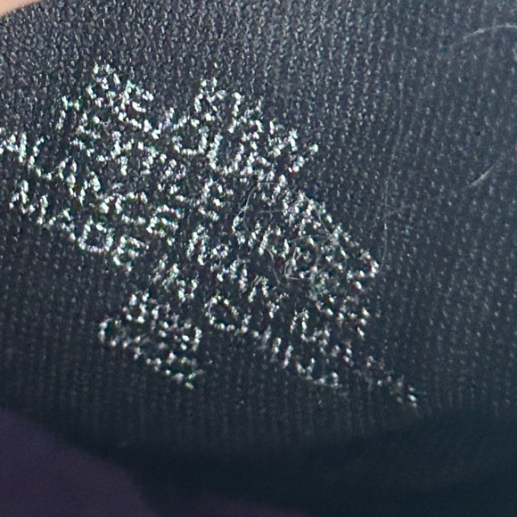 EASY SPIRIT womens size 8.5 black mules / slip ons - Picture 6 of 8